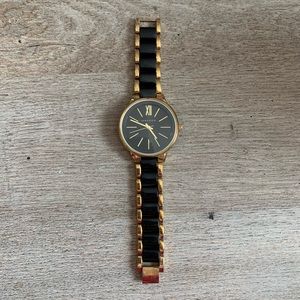 BOGO 🌟🖤Anne Klein Black & Gold Watch🖤🌟